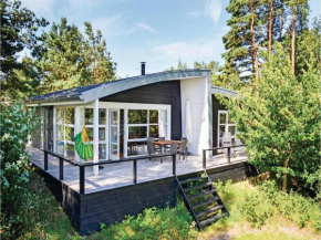 Three-Bedroom Holiday home Ebeltoft with a Fireplace 09
